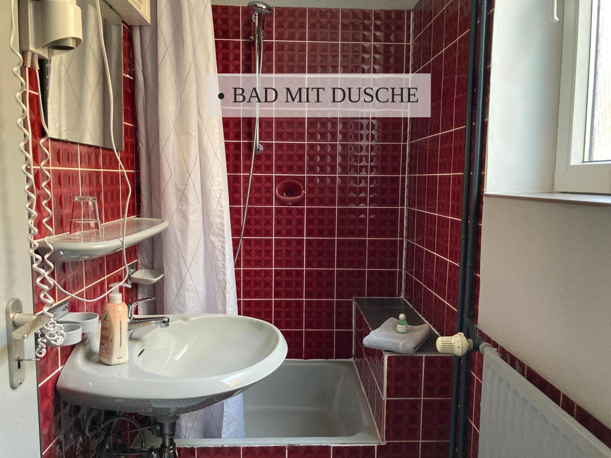 Haus Krabbe Apartments, Zentral Gelegen Im Idyllischen Nordseeort Zwischen Bremerhaven Und Cuxhaven, Hunde Kostenfrei Willkommen, Hauseigene Kostenfreie Parkplaetze Wremen Bagian luar foto