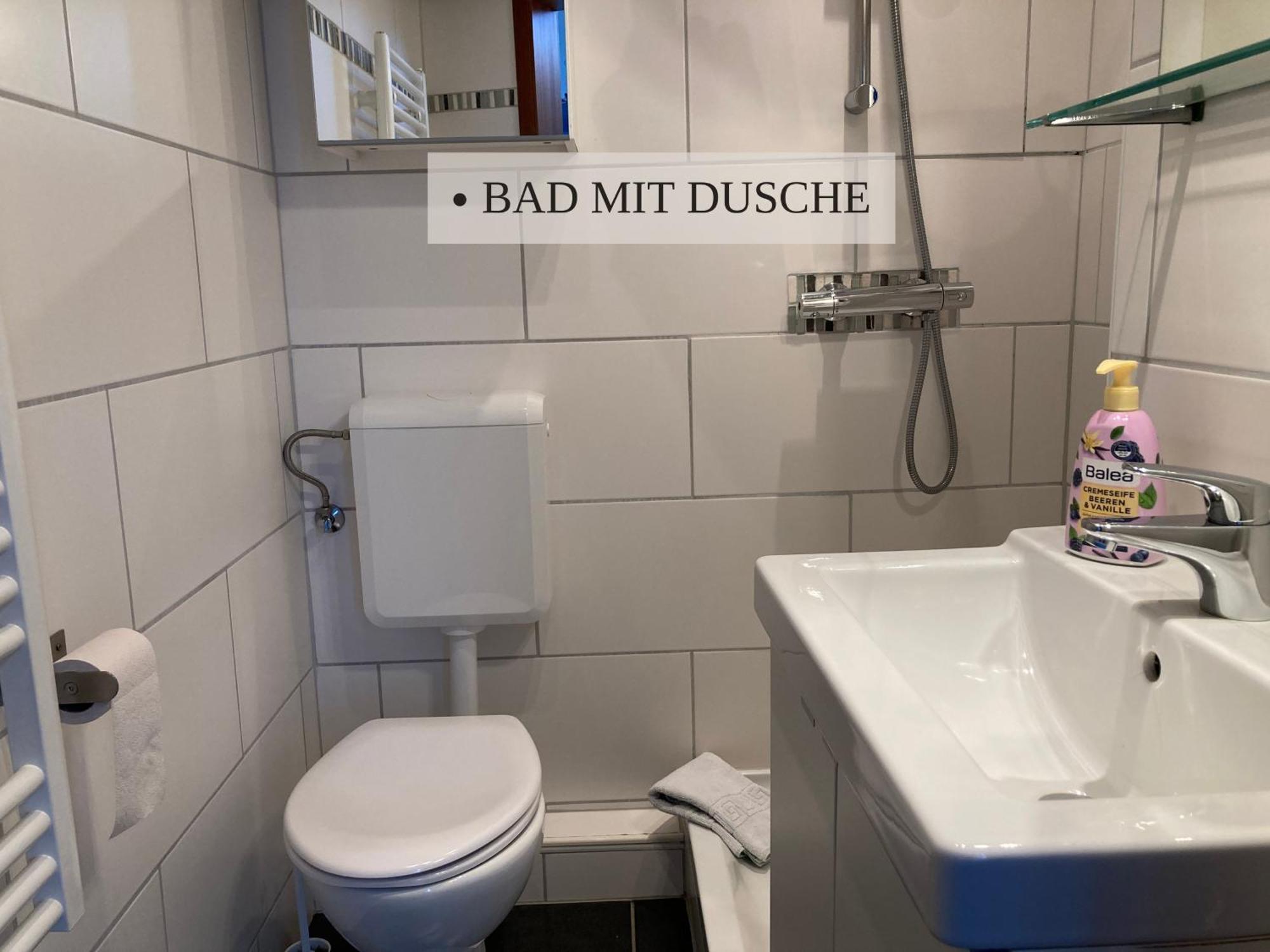 Haus Krabbe Apartments, Zentral Gelegen Im Idyllischen Nordseeort Zwischen Bremerhaven Und Cuxhaven, Hunde Kostenfrei Willkommen, Hauseigene Kostenfreie Parkplaetze Wremen Bagian luar foto